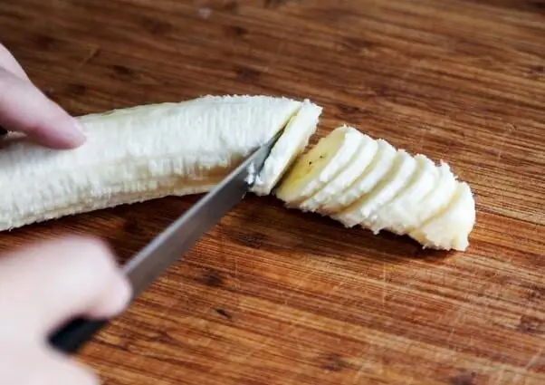 Banán chips: előnyök és ártalmak, összetétel, tulajdonságok, kalória