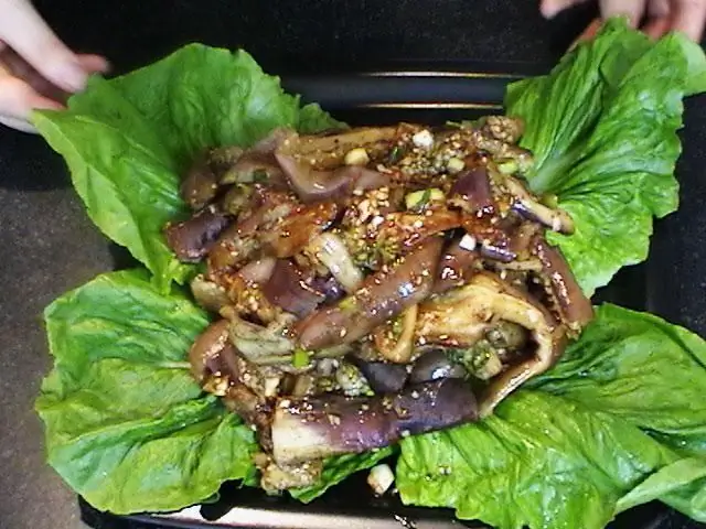 Koreansk aubergine salat