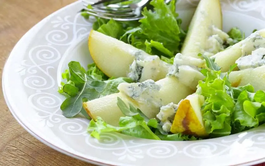 Salade met blauwe kaas