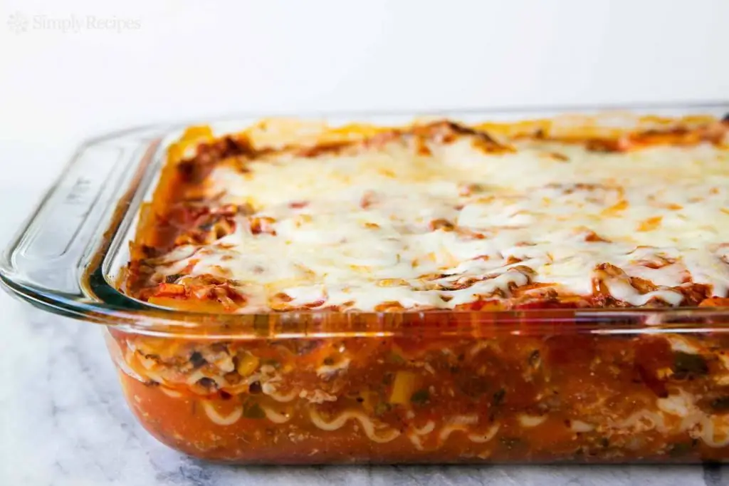 cara memasak lasagna di rumah langkah demi langkah