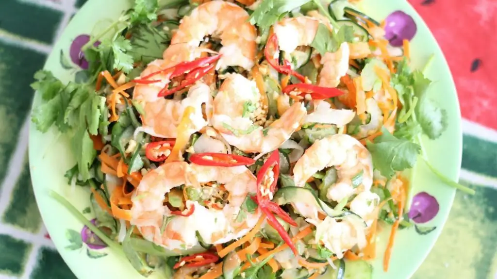 salad kubis cina dengan udang