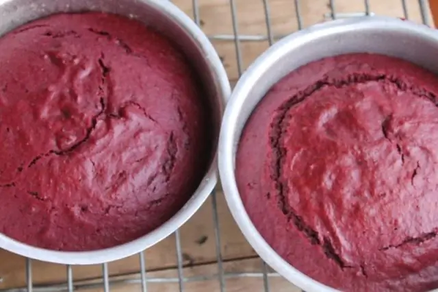 Klassisches Rezept für roten Samtkuchen mit Foto