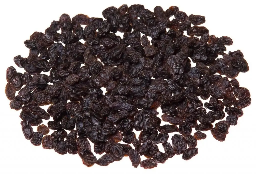 Yuav ua li cas raisins muaj txiaj ntsig: lub teeb lossis tsaus ntuj - kev sib piv ntawm cov khoom sib xyaw thiab cov ntsiab lus calorie. Cov txiaj ntsig thiab kev puas tsuaj ntawm raisins rau lub cev