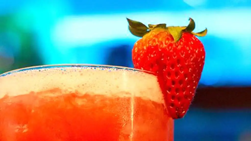 margarita cocktail composition strawberry