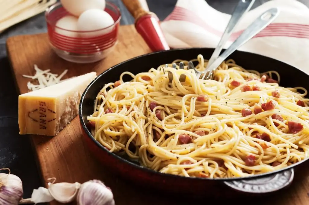 pasta carbonara