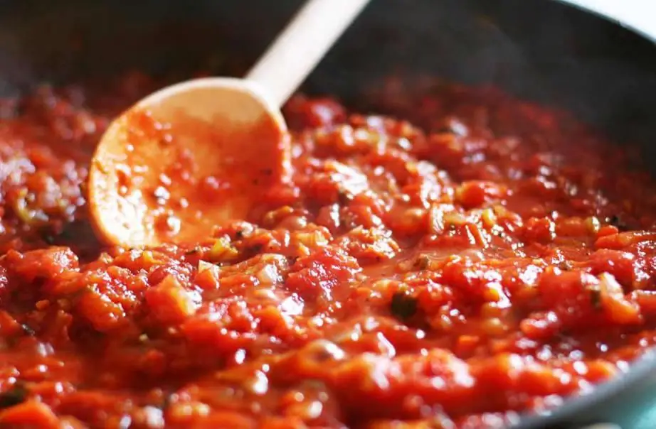 Pastasaus voor thuis: recepten met foto's