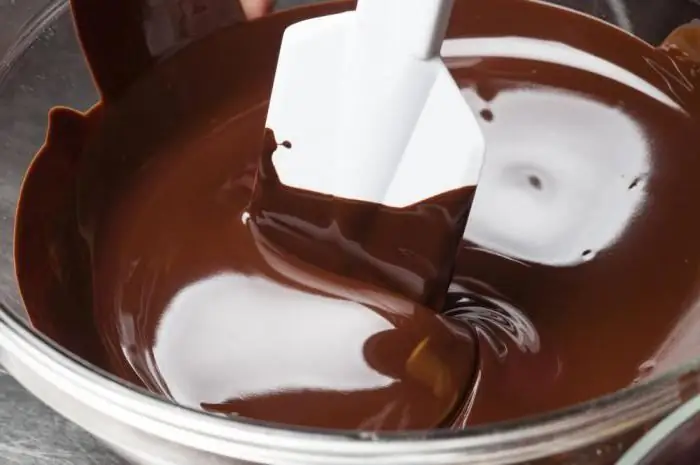 Tempering chocolate at home: a description of the process