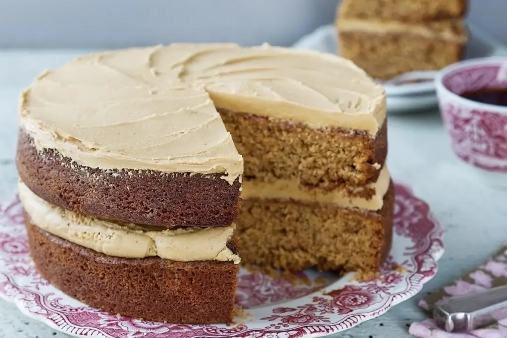 krema za biskvitne torte s fotografijo