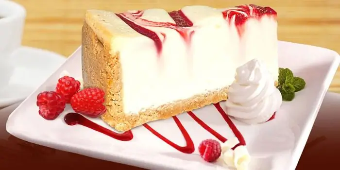 Mapishi ya cheesecake katika jiko la polepole