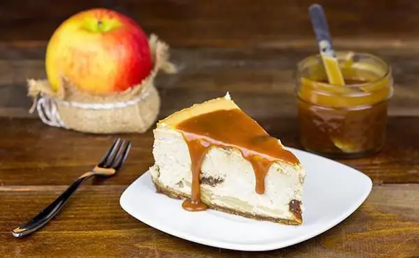 apple cheesecake na may cottage cheese