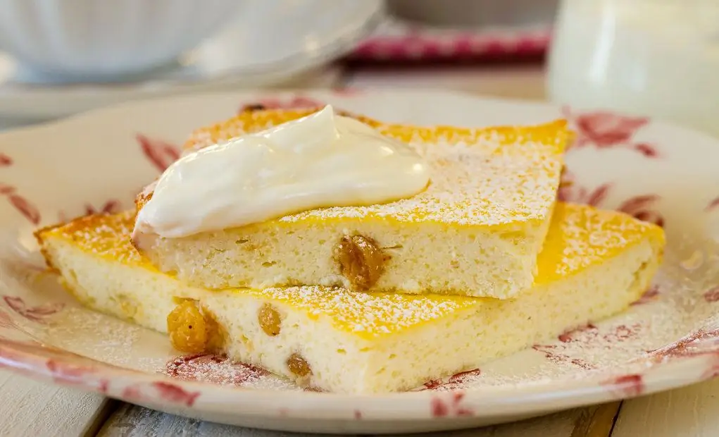 casseruola di ricotta in un multicooker per un bambino