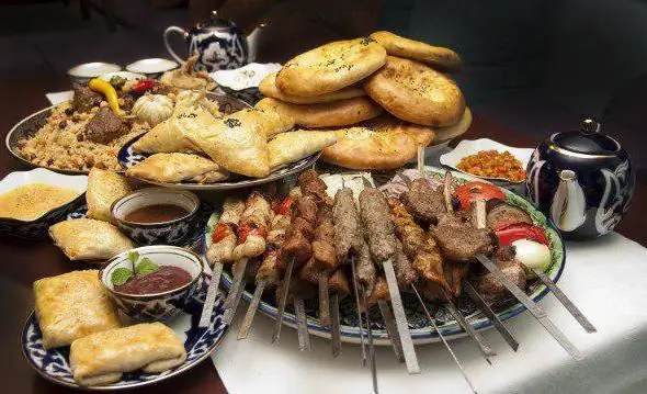 Uzbek dishes: recipes. Uzbek national meat dishes