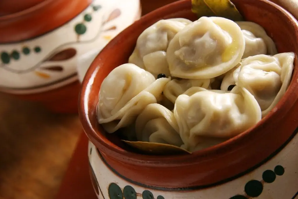 dumplings ქვაბში