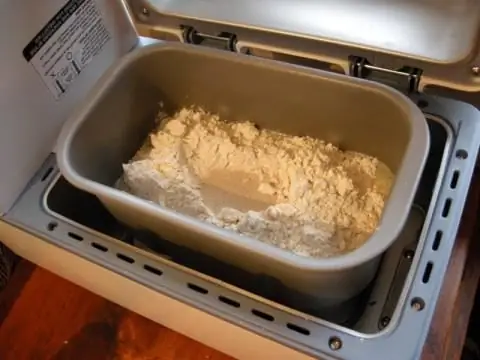 Recept voor witbrood voor een broodmachine: klassiek en niet alleen