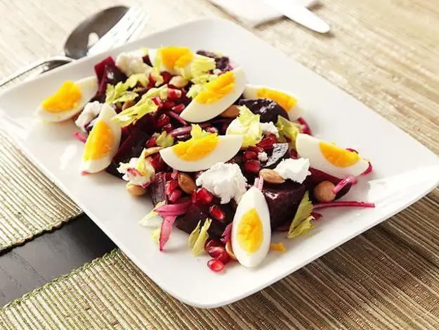 beetroot salad with cheese