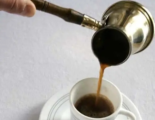 Griekse koffie, of Griekse koffie: resep, resensies. Waar kan jy Griekse koffie drink in Moskou