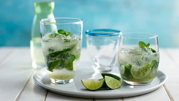 Rețetă de mojito fără alcool acasă în mai multe versiuni