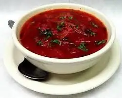 Daim ntawv qhia rau ib qho yooj yim borscht rau beginners. Daim ntawv qhia yooj yim tshaj plaws rau qab borscht