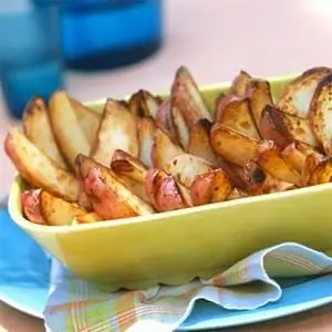 Batatas fritas em um fogão lento. Como cozinhar?