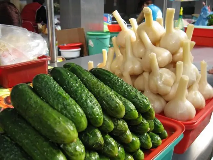 Salatalık turşusu nasıl yapılır? Tuzlu salatalık: yemek tarifi