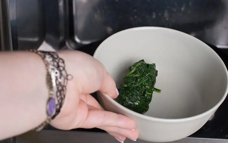 Defrost spinach