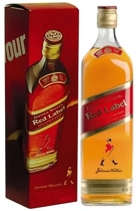 rượu whisky nhãn đỏ