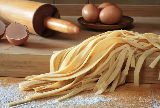 Ricetta tagliatelle senza uova fatte in casa