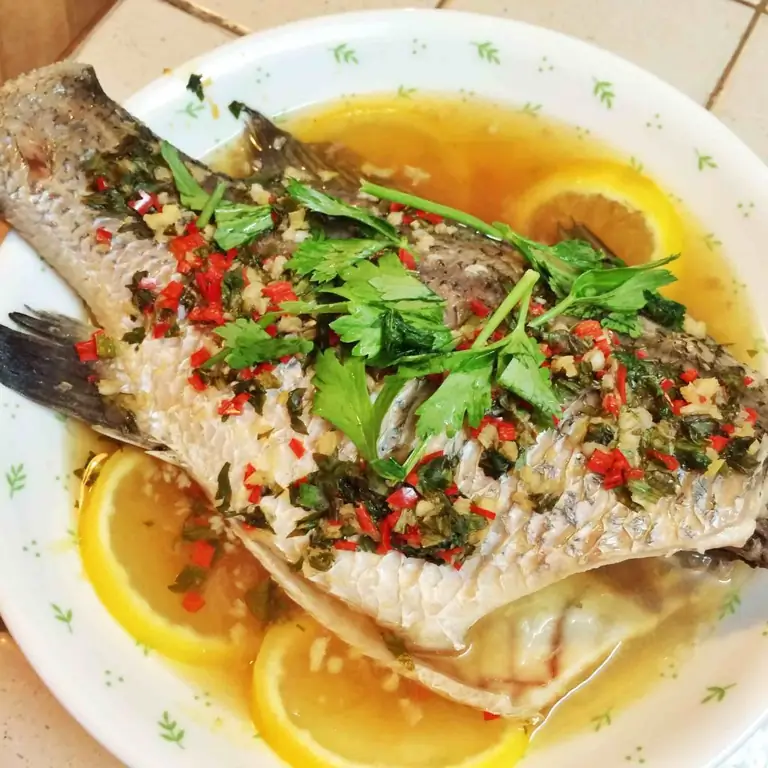 Pescado al vapor sin baño maría: cómo cocinar, consejos útiles y recetas