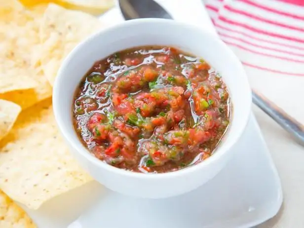 puré suppe med en blender