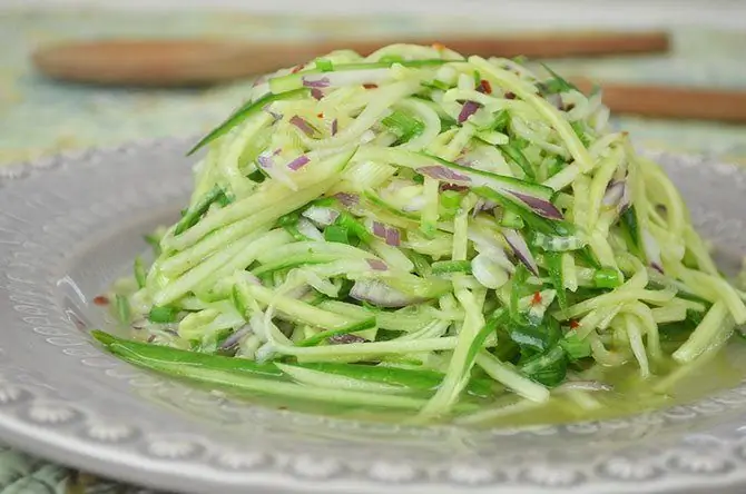 Công thức nấu ăn salad ngon và không tốn kém