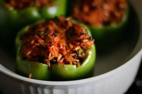 pimientos asados rellenos de verduras