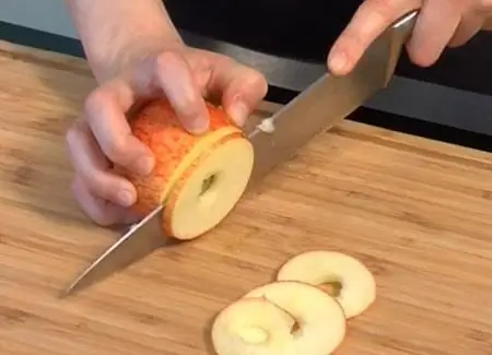 Receita de chips de maçã. Chips de maçã no forno