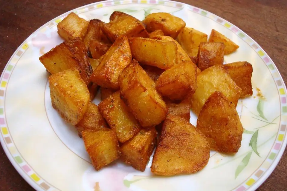 delicious fried potatoes in a slow cooker