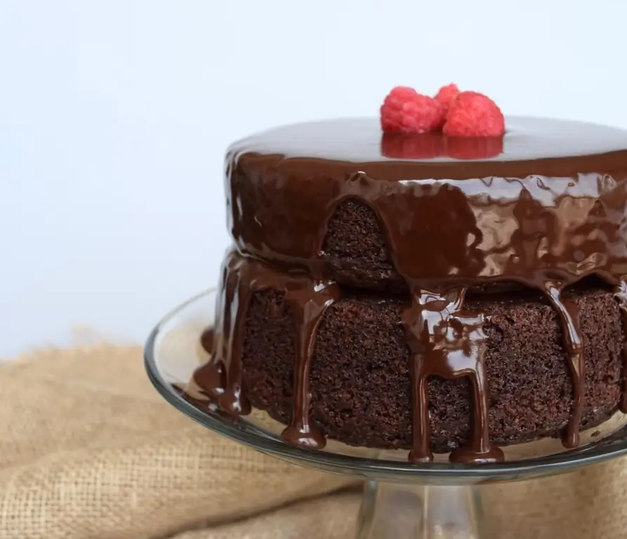 Ricetta torta di pan di zenzero al cioccolato e panna acida