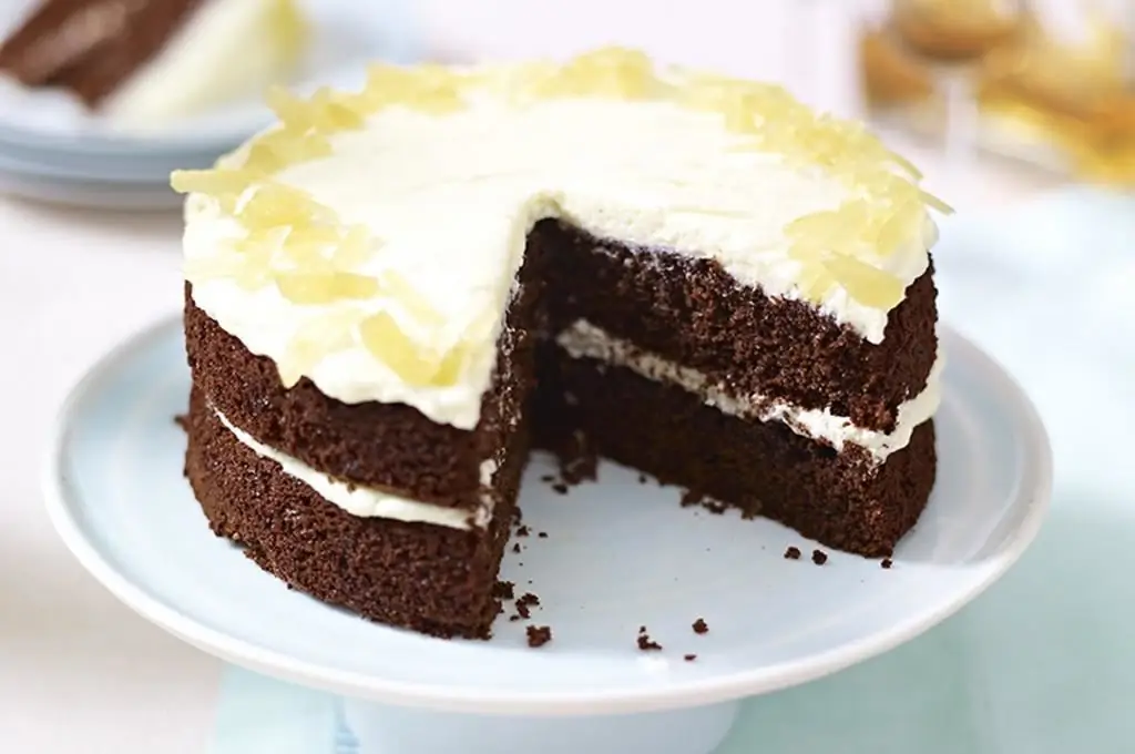 bolo de chocolate com banana e creme de leite