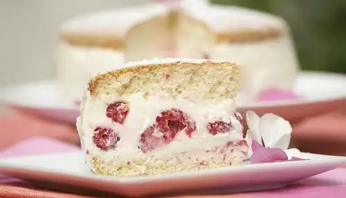 Pie with raspberries and cottage cheese: recipes