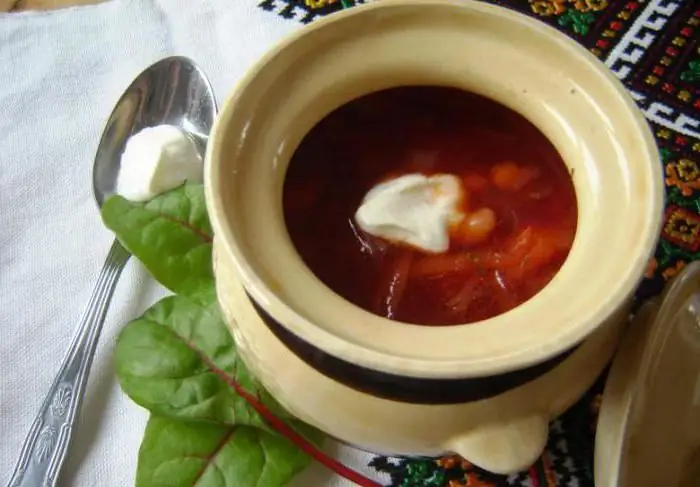 gavalı ilə yağsız borscht