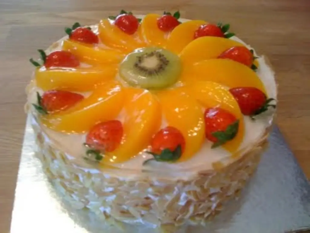 foto della torta allo yogurt alla frutta