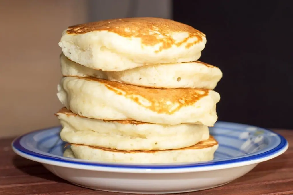 GOST bo'yicha pancakes: retseptlar, nisbatlar, ingredientlar va pishirish bo'yicha maslahatlar